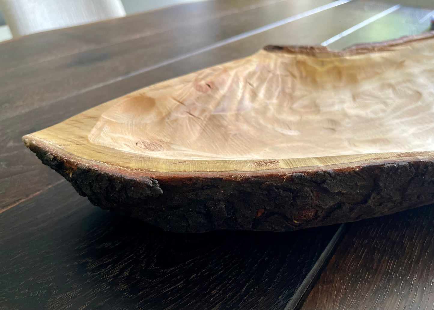 Bandeja decorativa de madera de quillay reciclada hecha a mano