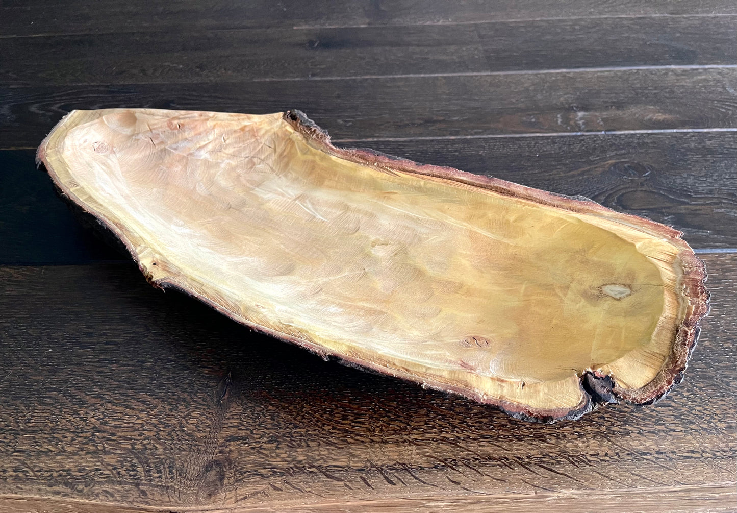 Bandeja decorativa de madera de quillay reciclada hecha a mano