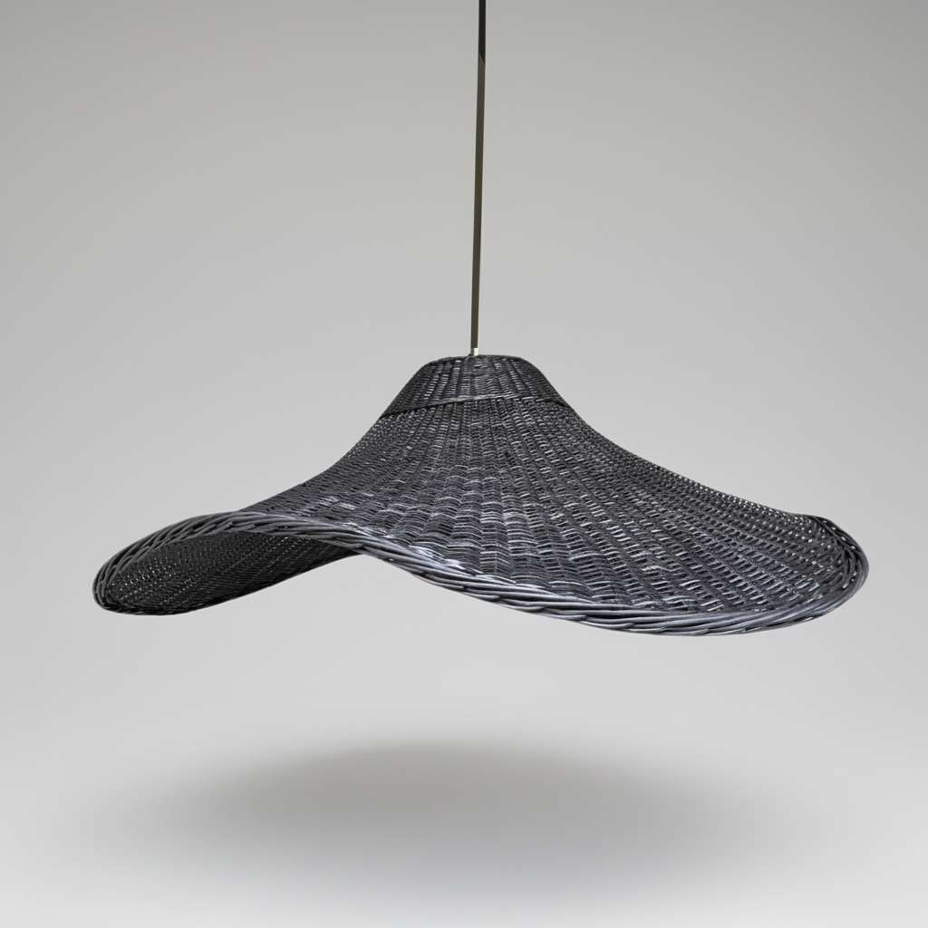 Lámpara Colgante Mantarraya Negra 100 cm de Mimbre - Veta Indómita