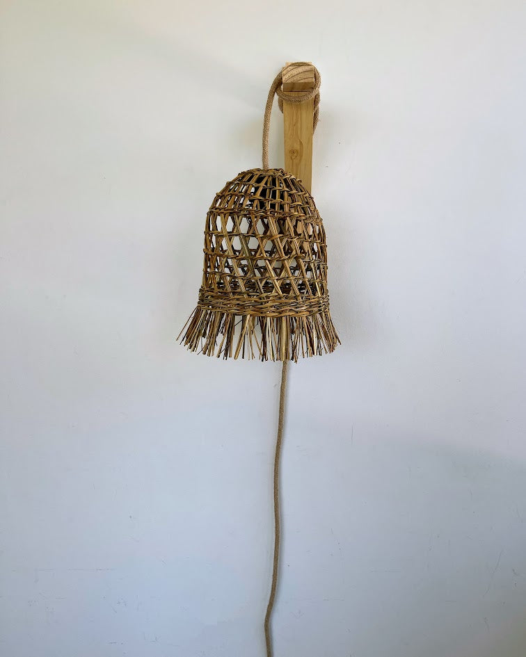 Lámpara Campana Mecha 20x25 con Soporte de Madera - Veta Indómita