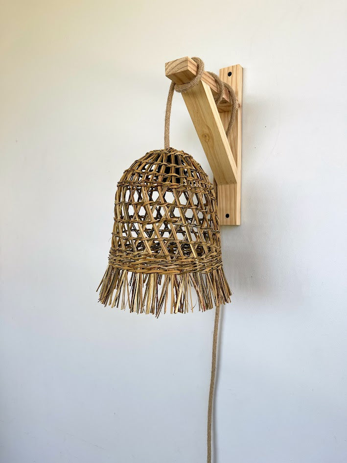 Lámpara Campana Mecha 20x25 con Soporte de Madera - Veta Indómita