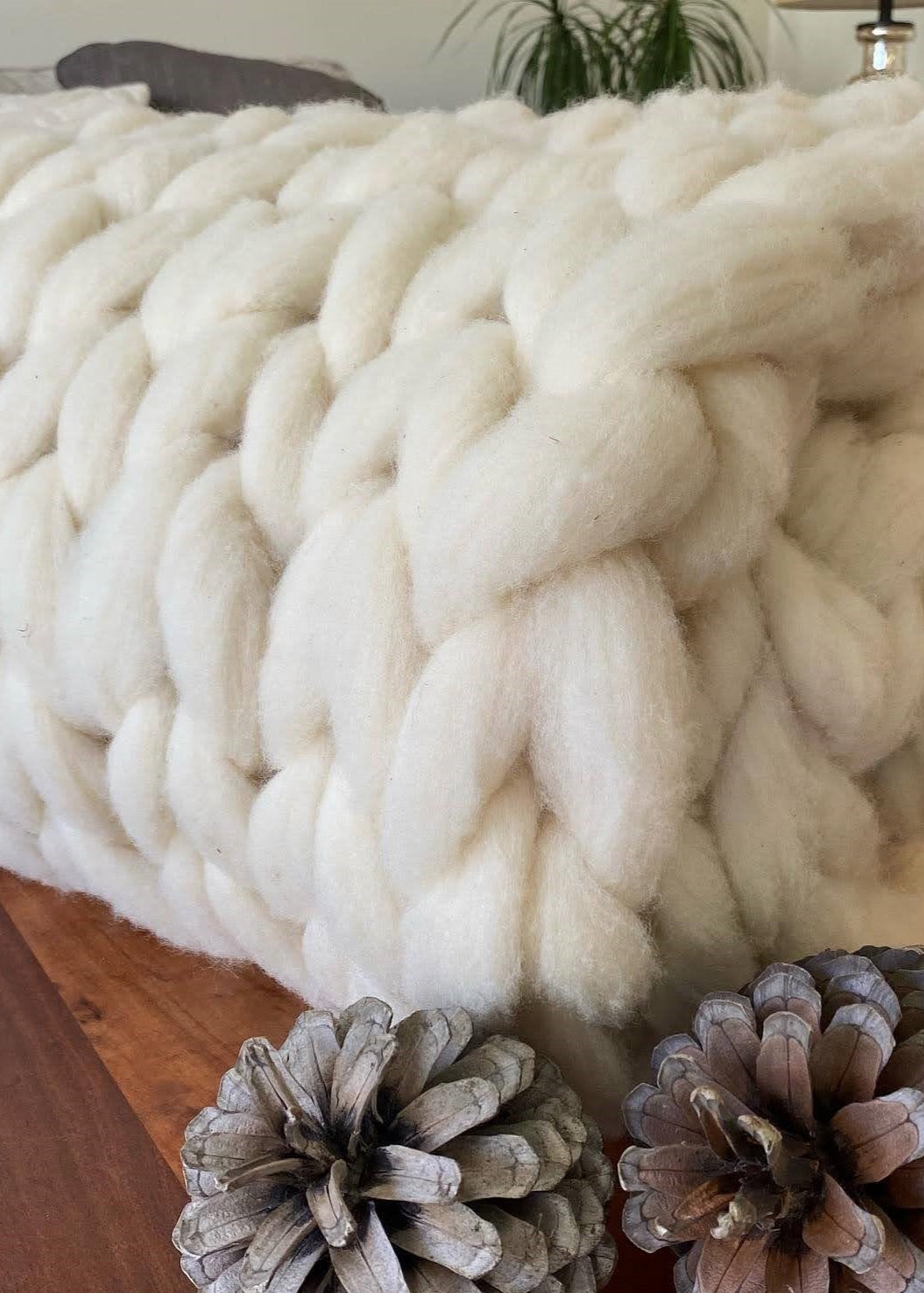 Piecera XXL de Lana Natural – Manta de Invierno Hecha a Mano - Veta Indómita
