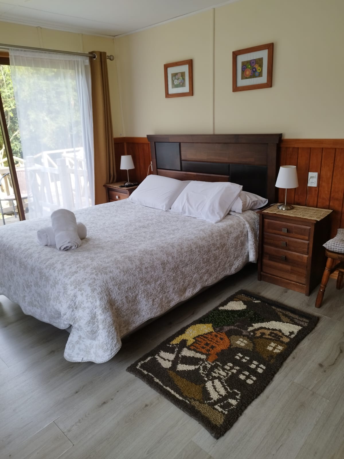 Tapiz Artesanal De Nudos De Puyuhuapi 120x60 - Veta Indómita