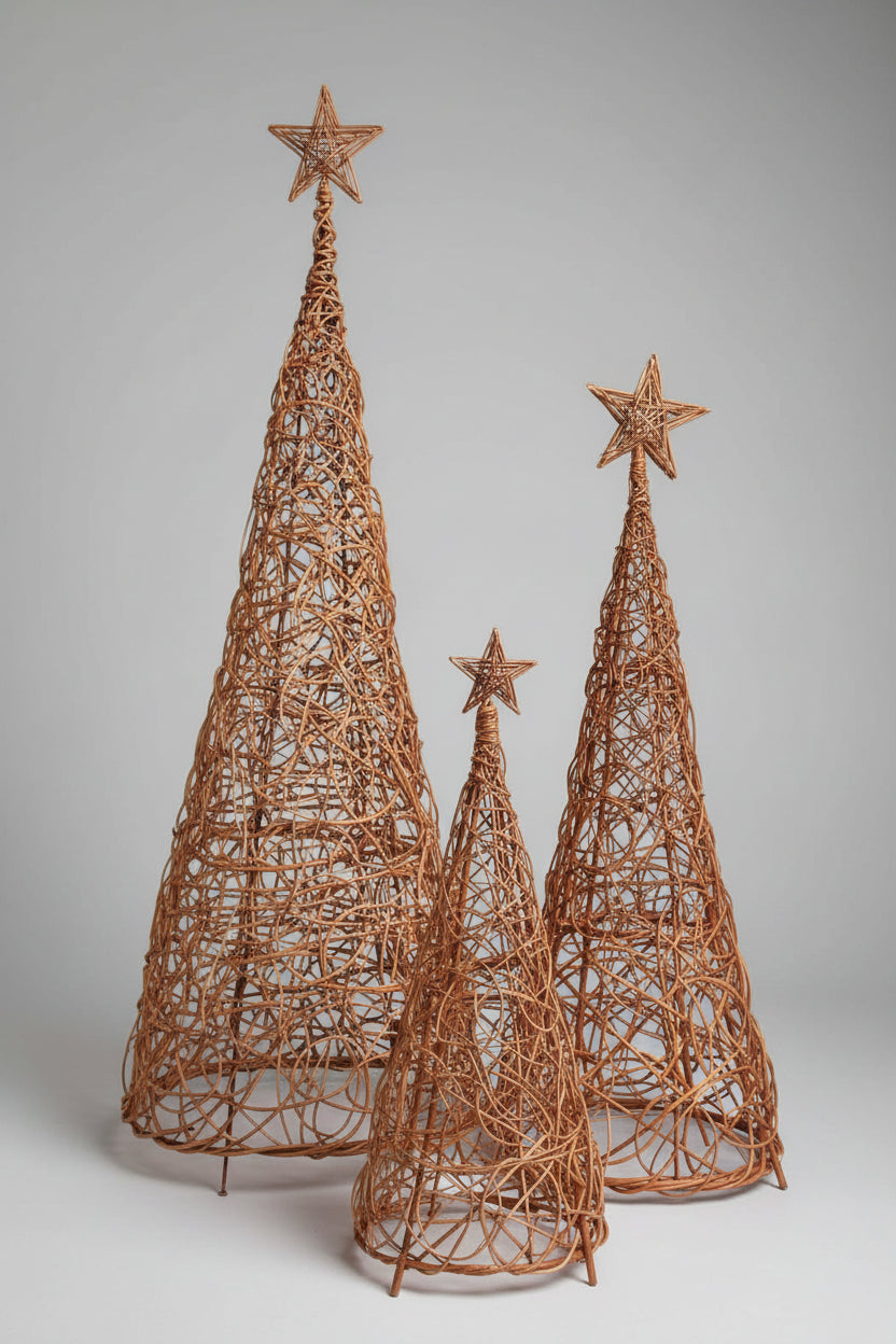 Pino de mimbre artesanal 150 cm con estrella| Navidad Artesanal