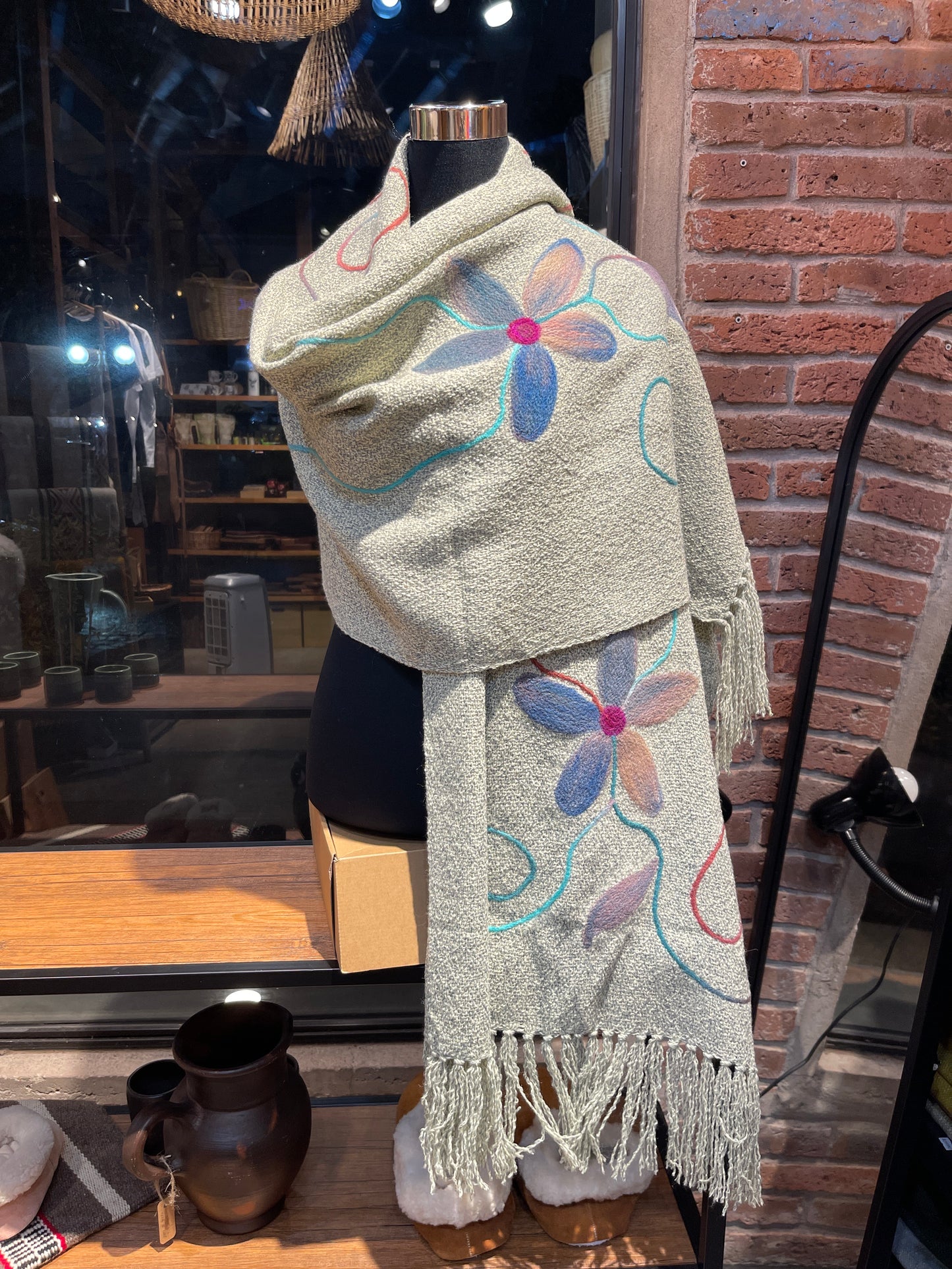 Bufanda Echarpe de Lana con Flores | Hecho a mano
