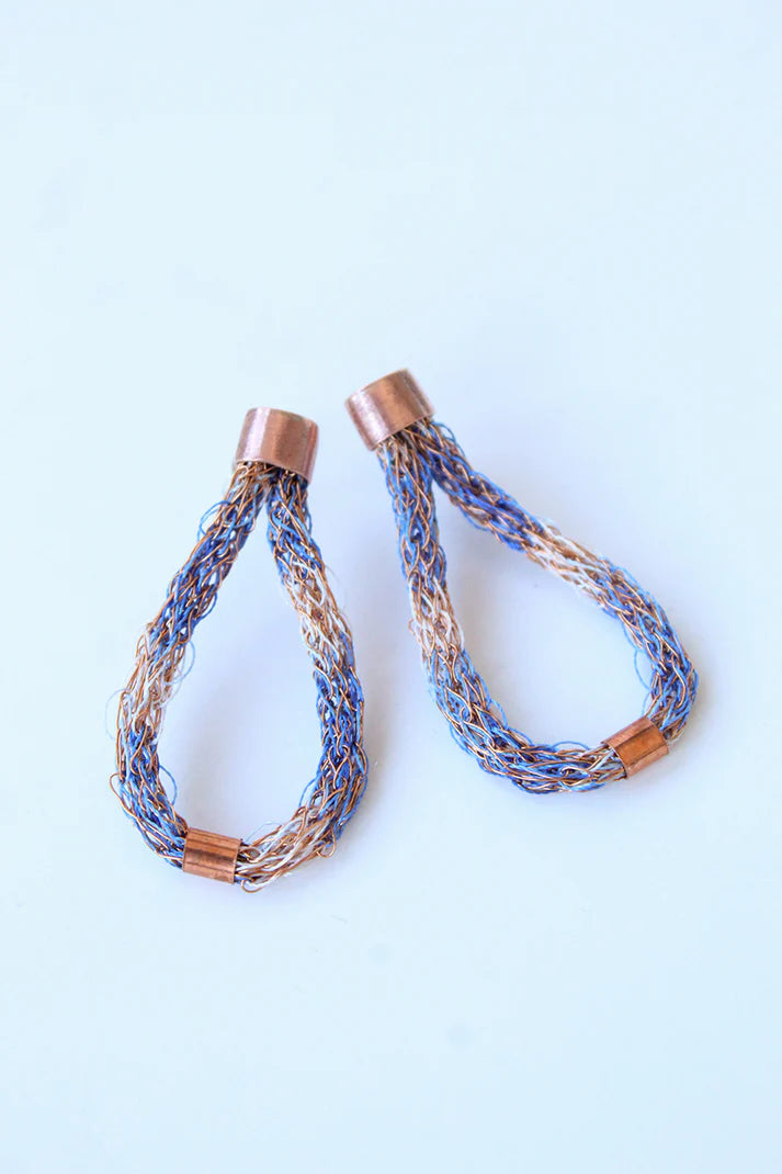 Aros Cromáticos de Cobre Tejido | Joyería en Cobre