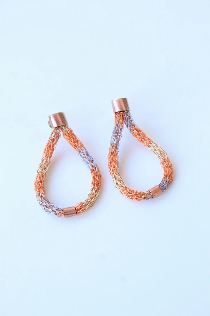 Aros Cromáticos de Cobre Tejido | Joyería en Cobre
