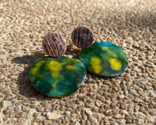 Aretes de cobre esmaltado al fuego