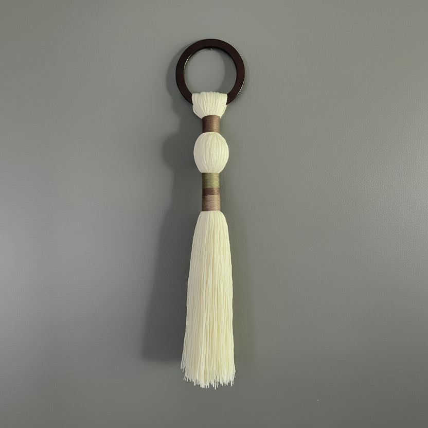 Borla Decorativa Mural de Algodón con Aro de Madera | Hecho a Mano