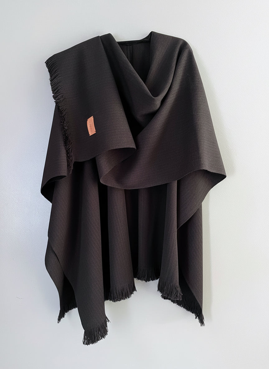 Ruana Gruesa de Lana | Tejida en Telar - Veta Indómita