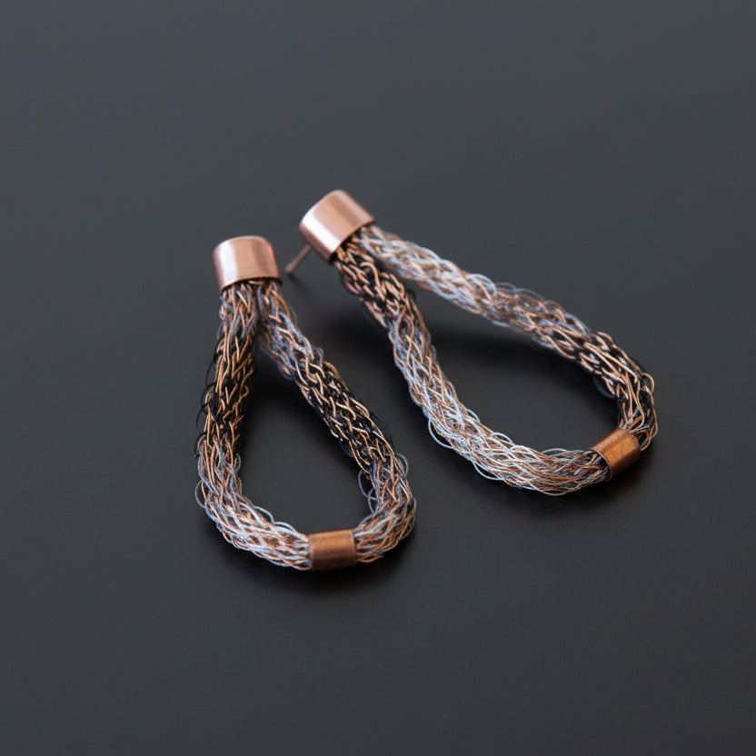 Aros Cromáticos de Cobre Tejido | Joyería en Cobre