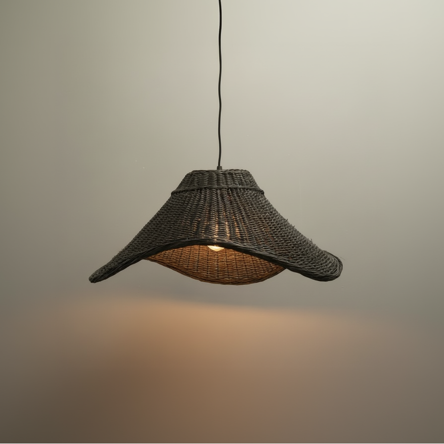 Lámpara Colgante Mantarraya Negra 60 cm de Mimbre