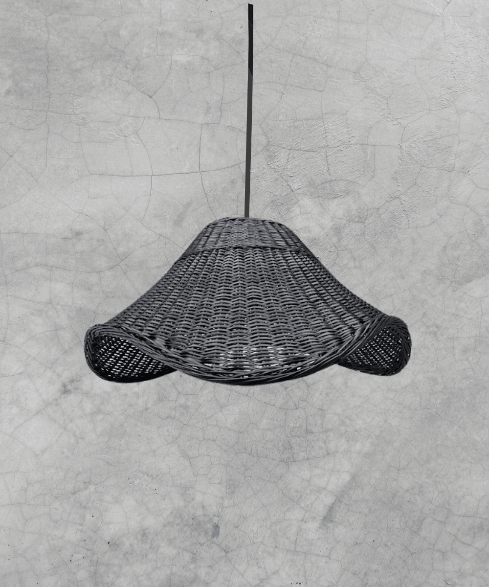 Lámpara Colgante Mantarraya Negra 60 cm de Mimbre - Veta Indómita