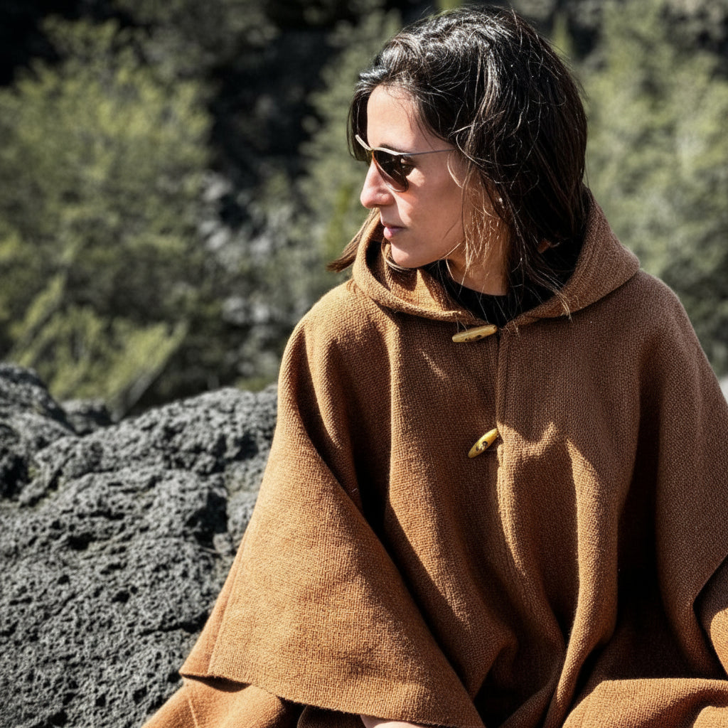 Poncho Lana Alpaca Liso - Veta Indómita